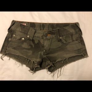 True religion bobby cutoffs
